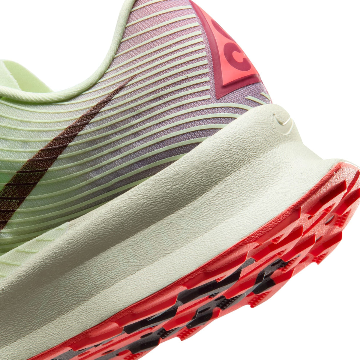 Men’s ACG Ultrafly Trail (700 - Volt Tint/Burgundy Ash-Steam-Sea Glass)
